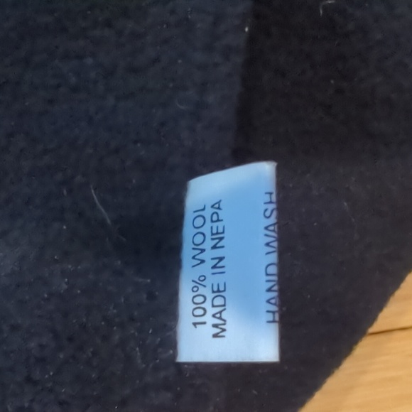 Made in Nepal animal hat - Picture 8 of 8